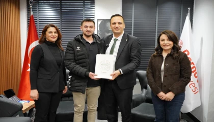 İzmir Bornova’da eğitime yatırım, başarıya ödül