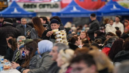 İzmir’de Balçovalılar aynı sofrada buluştu