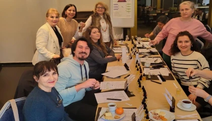 İzmir’de kokular iyiliğe yükseldi... Braille kitaplara erişim için özel etkinlik