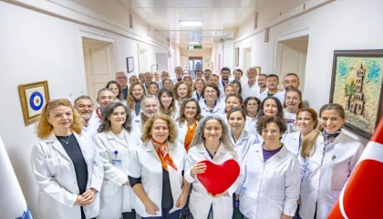 İzmir’de “Koruyan, Öğreten, İyileştiren” sağlık hamlesi