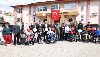 Kahramanmaraş’ta hayırsever polis memurundan özel öğrencilere anlamlı destek