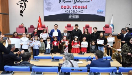 Kayseri Büyükşehir İstiklal Marşı coşkusuna ortak oldu