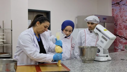 Kocaeli Büyükşehir’in “Beyaz Kalpleri” umut saçıyor