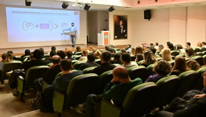 Manisa Büyükşehir personeline yapay zekâ eğitimi