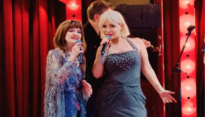 Ömür Gedik ve Gülden Karaböcek Bursa’da sahneyi salladı