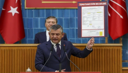 Özgür Özel’den sert eleştiriler... Erken seçim çağrısını yineledi