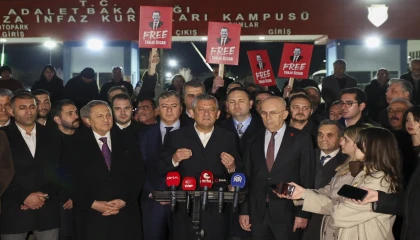 Özgür Özel’den Sincan Cezaevi’nde Tanju Özcan’a ziyaret