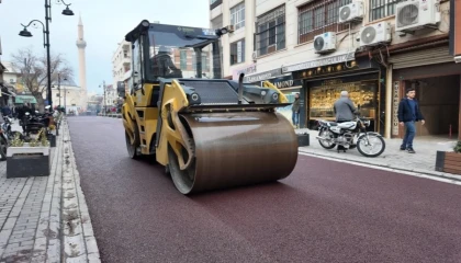 Şanlıurfa caddelerine renkli asfalt