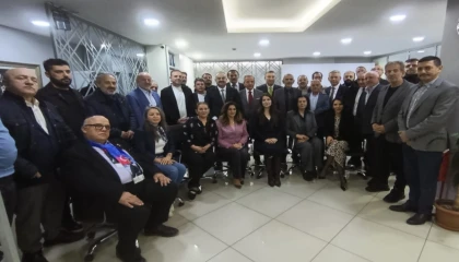 Uluslararası Esnaf Birliği’nde kurucu genel başkan güven tazeledi