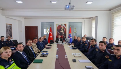 Vali Sözer’den Jandarma’ya ziyaret