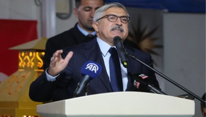 Yayman: Haddini bil Özgür Özel!