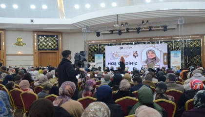 Yazar Saliha Erdim Malatyalılarla buluştu