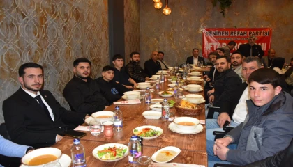 Yeniden Refah Partisi Yunusemre Teşkilatı iftarda buluştu