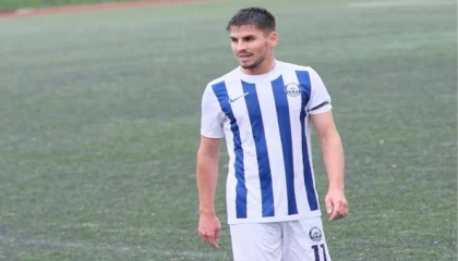 Yenikarpuzlu’nun gururu Burak Yılmaz Beylikdüzü SK’da