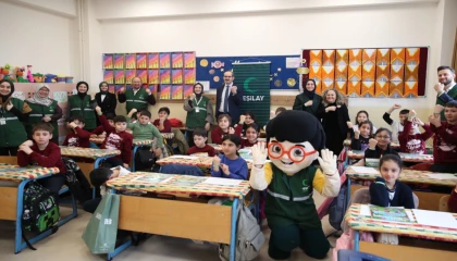 Yeşilay farkındalığı için ilk ders zili ’bağımsız gelecek’ için çaldı