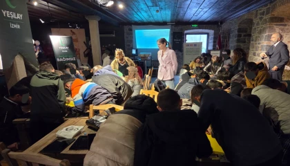 Yeşilay İzmir’den koruma altındaki çocuklara dijital bağımlılık eğitimi