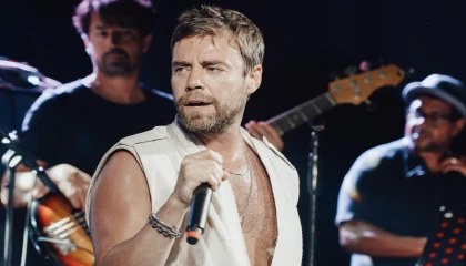 Alaçatı Ot Festivali’nde yıldız yağmuru... Berkay, Simge ve Murat Dalkılıç bu festivalde