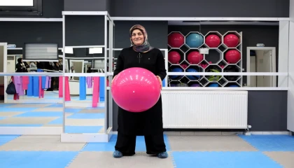 Anne Şehir Merkezi’nde hayatı değişti... 96 kilodan 70 kiloya