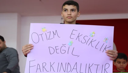 Antalya’da otizm farkındalığı için anlamlı etkinlik