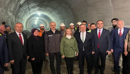 Bakan Uraloğlu’nda T26 tüneli sahasında kritik inceleme