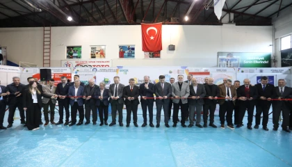 Bursa İnegöl’de Üniversite ve Meslek Tanıtım Günleri 8. kez kapılarını açtı