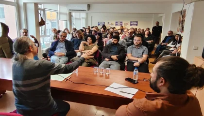 Bursa Yenişehir’de Eğitim-Sen Felsefe Söyleşileri’ni sürdürüyor