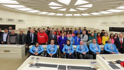 Gaziantep’te başarılı sporculardan Başkan Şahin’e ziyaret