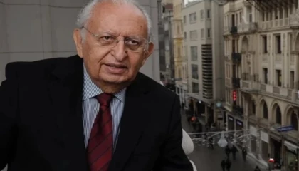 Hüsamettin Cindoruk hayatını kaybetti