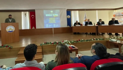 İpsala MYO akademisyenleri ’bilimsel yayıncılık’ için Keşan’da buluştu