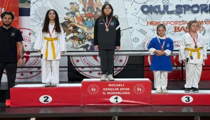 Kocaeli Çayırova’ya karatede 16 madalya birden