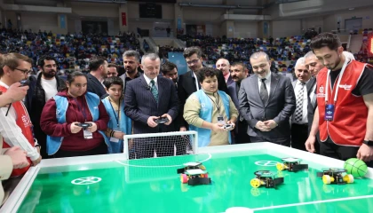 KODELİG’26 Ulusal Robot Yarışması başladı