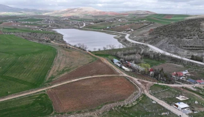 Kuruma riski altındaki Kızılca Göleti yeniden suya kavuştu