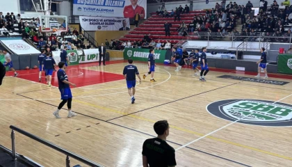 Kütahya Belediyespor’a yarı finalde moral