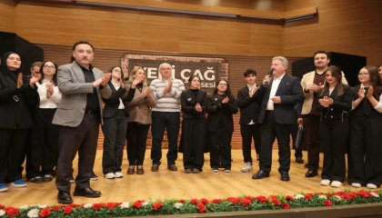 Mektep Melikgazi öğrencilerinden tiyatro gösterisi