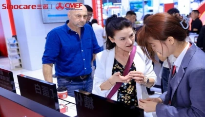 Sinocare 93. CMEF’te dijital inovasyonu sergileyerek küresel kronik hastalık yönetimini ilerletiyor