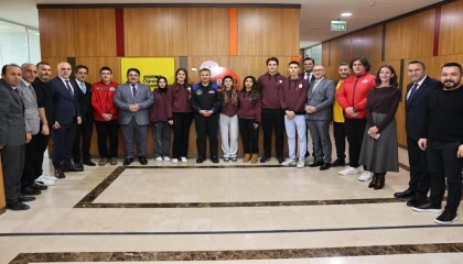 Türkiye Uzay Ajansı Başkanı Sakarya’da öğrencilerle buluşuyor