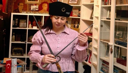 Yazar Özlem Ok’tan Rotterdam’daki Çanakkale Müzesi’ne ziyaret