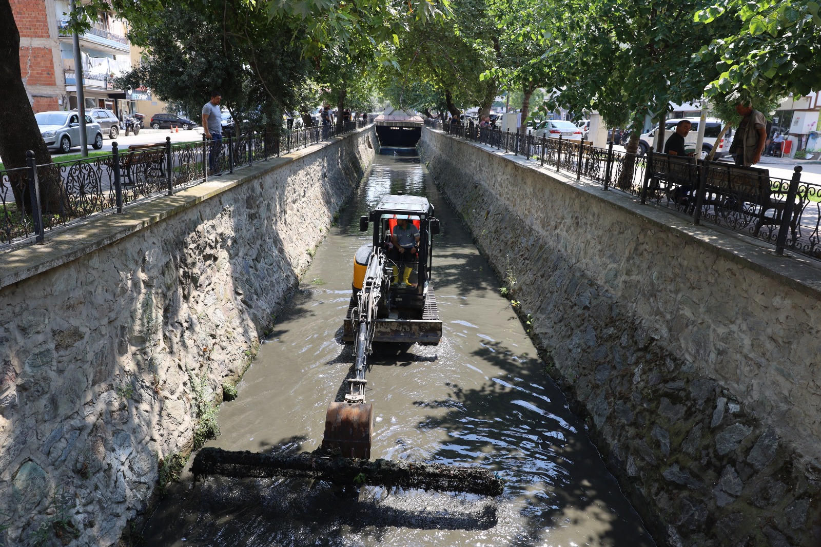 Bursa’da Derelerde Temizlik Seferberliği Başladı mı?