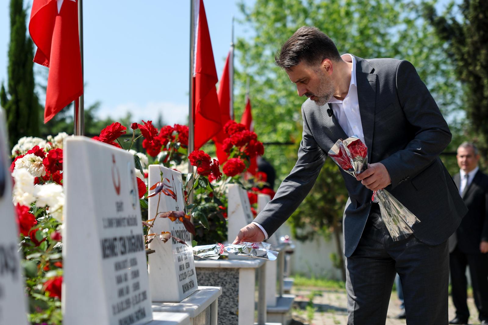 Bursa’da Şahin Biba Şehitleri Dualarla Andı