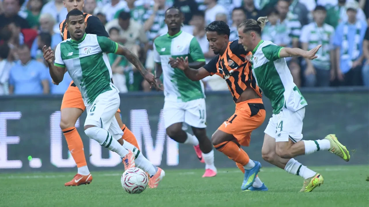 Bursaspor, Shakhtar Donetsk ile Golsüz Berabere Kaldı