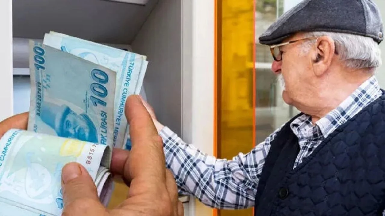 Emekli Zam Farkları Hesaplara Yattı mı?