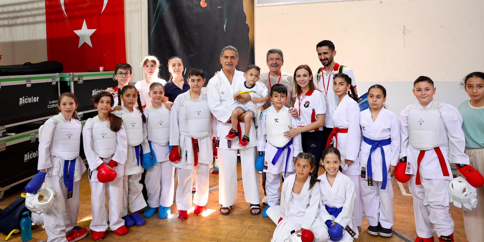 Uluslararası Karate Turnuvası Gemlik’te Başladı