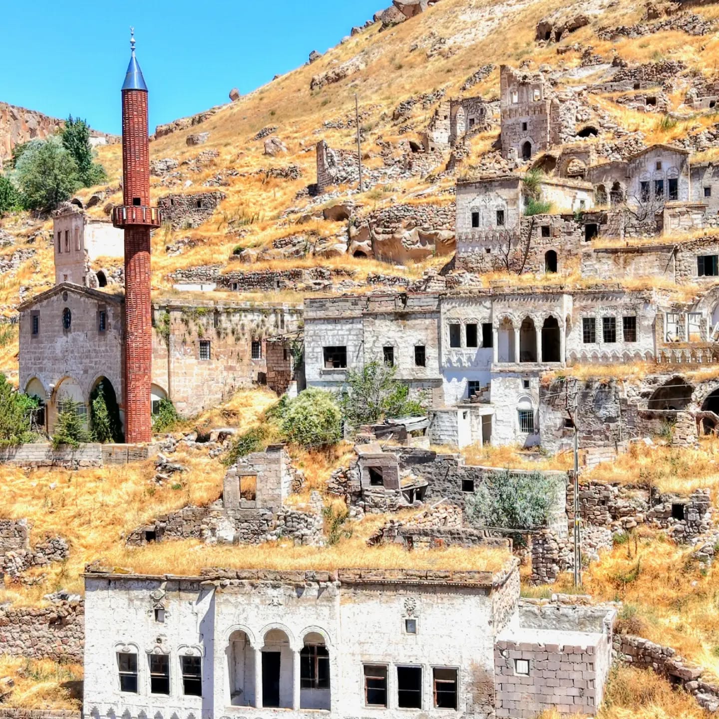 Kayseri Başköy’de tarih kaçak kazılarla yok oluyor mu?