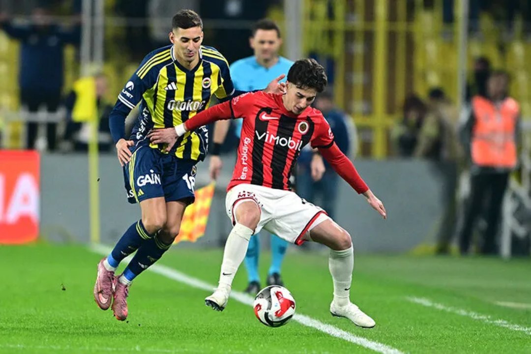 Gençlerbirliği Fenerbahçe'yi 2-1 Mağlup Etti