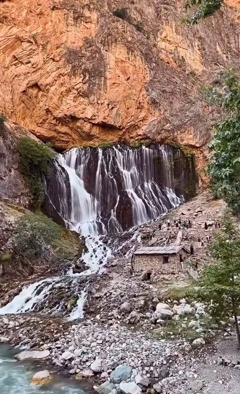 Kayseri Yahyalı Kapuzbaşı Şelaleleri Doğayla Büyülüyor